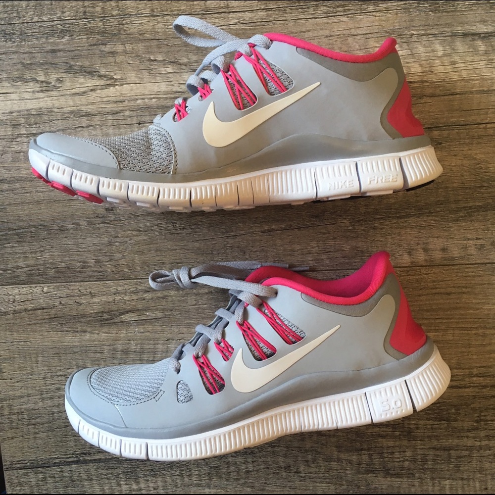 Nike free runs 5.0 new