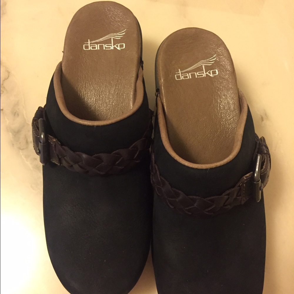 Dansko black clock - only worn once