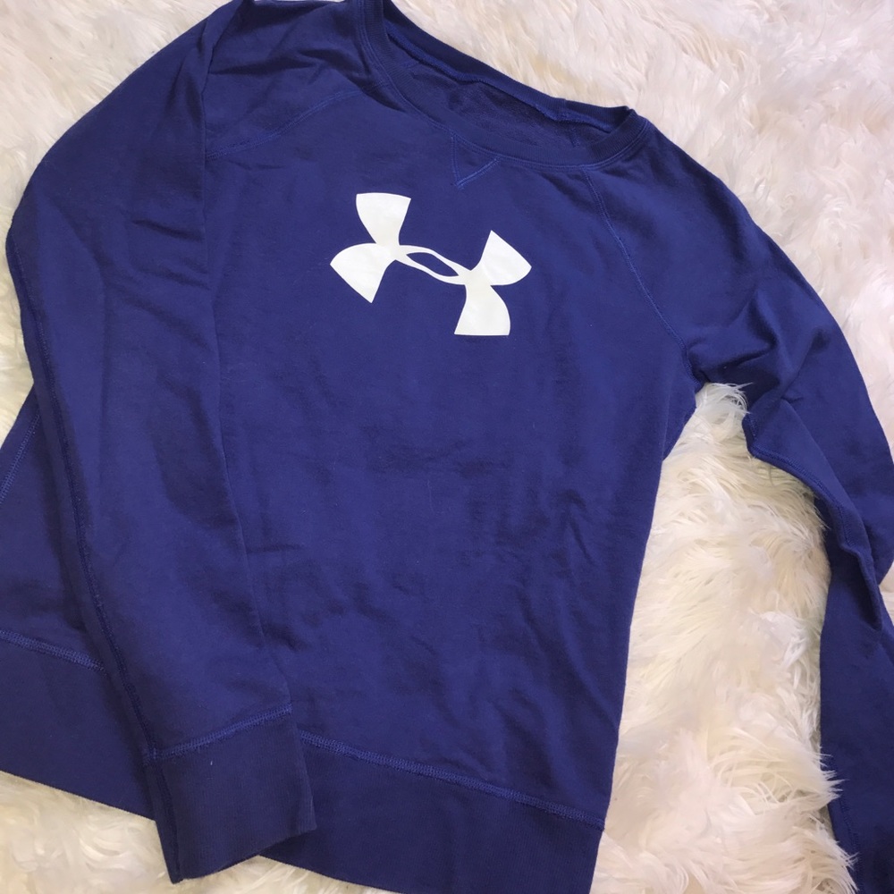 Under Armour sweatshirt