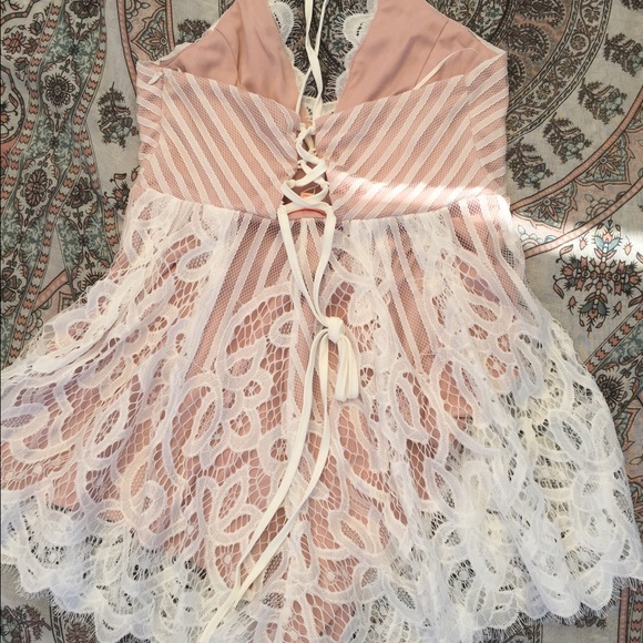 White lace romper, rompers, lace romper, lace - Picture 3 of 6