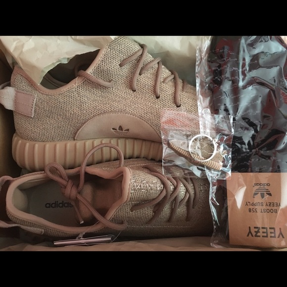 BRAND NEW Adidas YEEZY Boost 350 OXFORD TAN AQ2661 BRAND NEW Adidas YEEZY Boost 350 OXFORD TAN AQ2661
