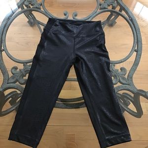 Women's capris