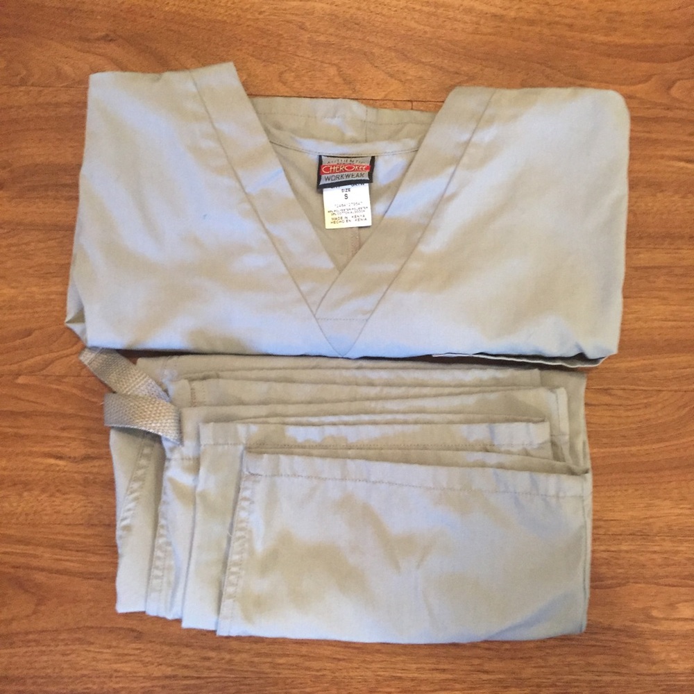 NWOT Cherokee Scrubs