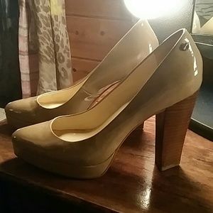 Calvin Klein pumps