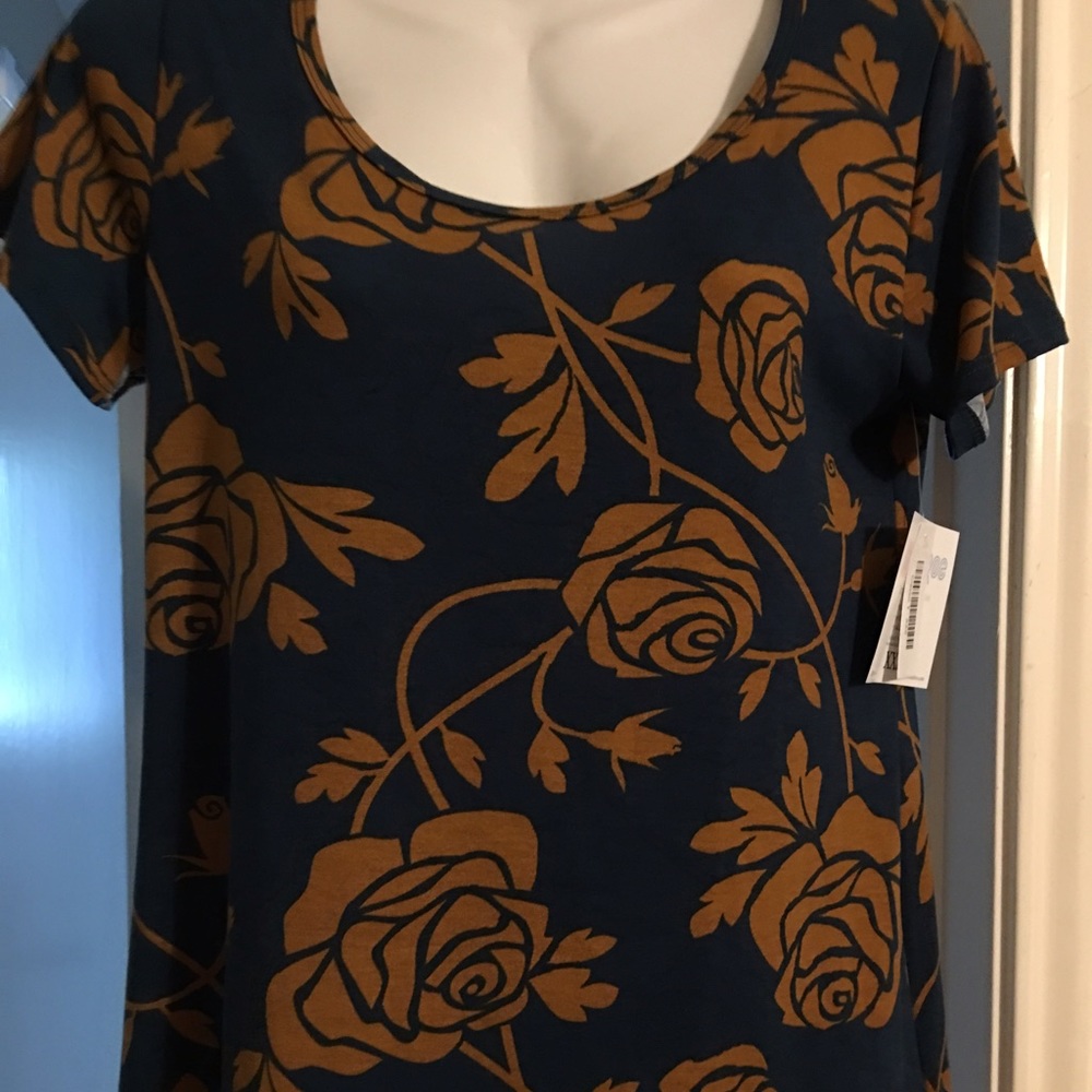 Lularoe XXS Classic Tee - Roses - Unicorn