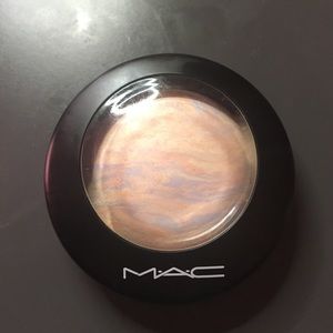 Mac Highlighter in Lightscapade
