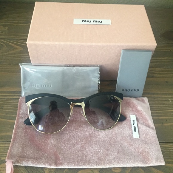 Miu Miu sunglasses main image 5