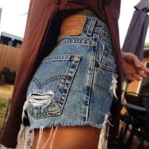 Vintage cut off levi's 550
