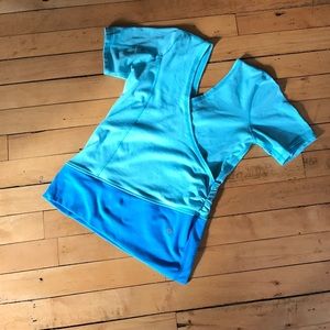 Lululemon shortsleeve top