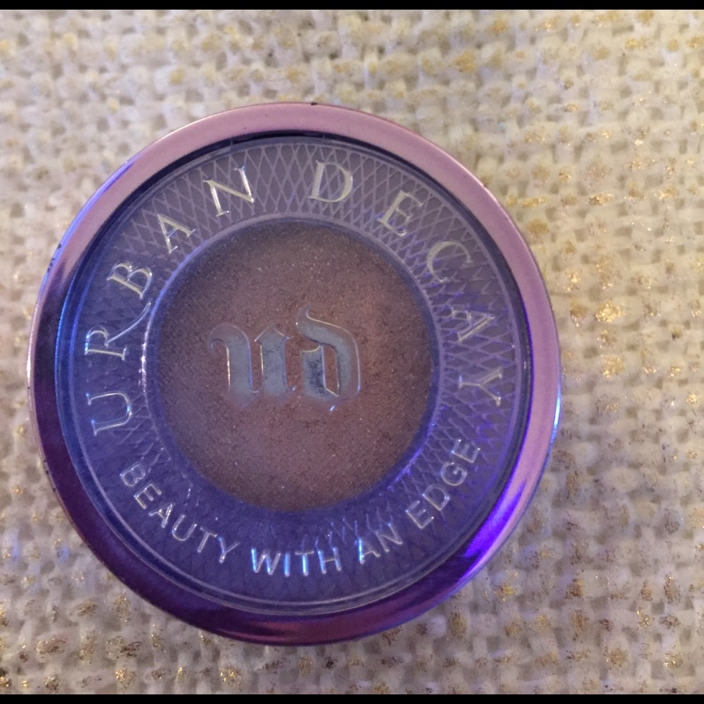 Urban Decay eye shadow