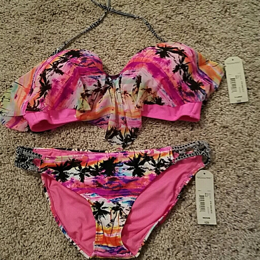 Swimming suit