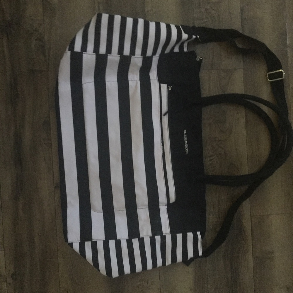 Victoria secret large NEW