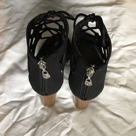 Guess sandals - Picture 3 of 4