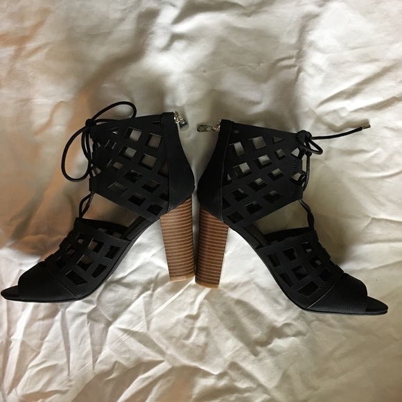 Guess sandals - Picture 4 of 4