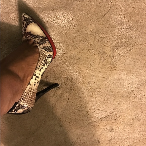 Guess pump - Picture 3 of 3