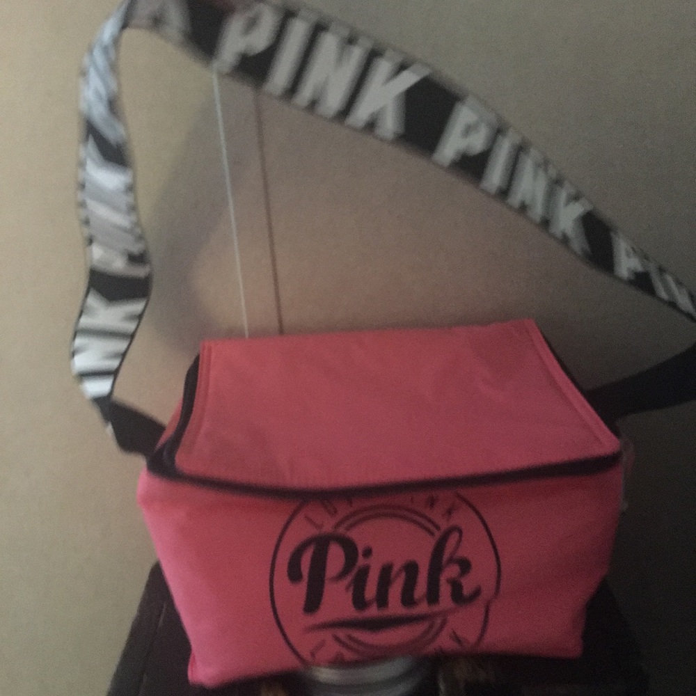 Vs pink lunchbox