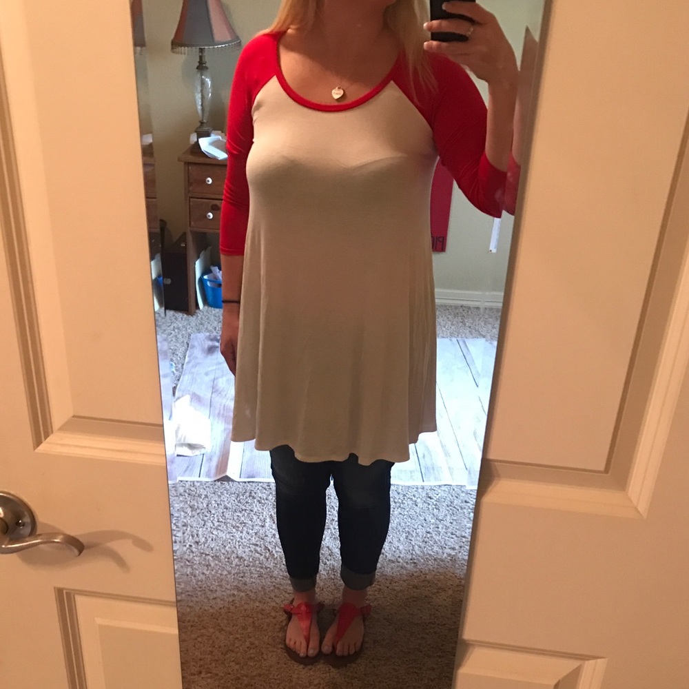 Red/White Dress - Perfect For Valentine’s Day!😍