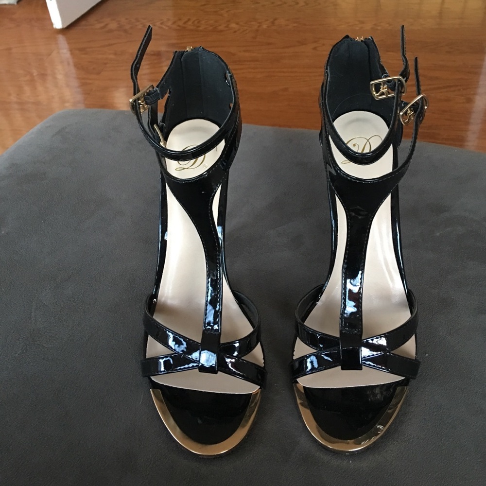 Never worn heels