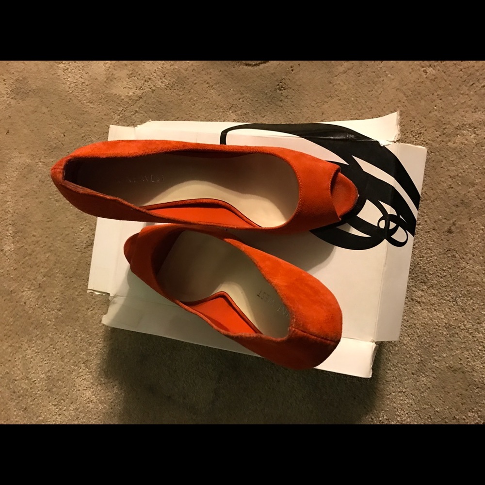 Nine West heel