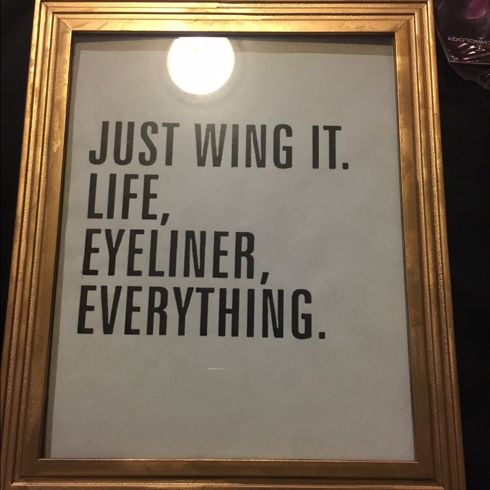 CUSTOM MADE PICTURE FRAMES