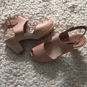 NEW - Bryr size 38 Miranda Peep Toes in Nude