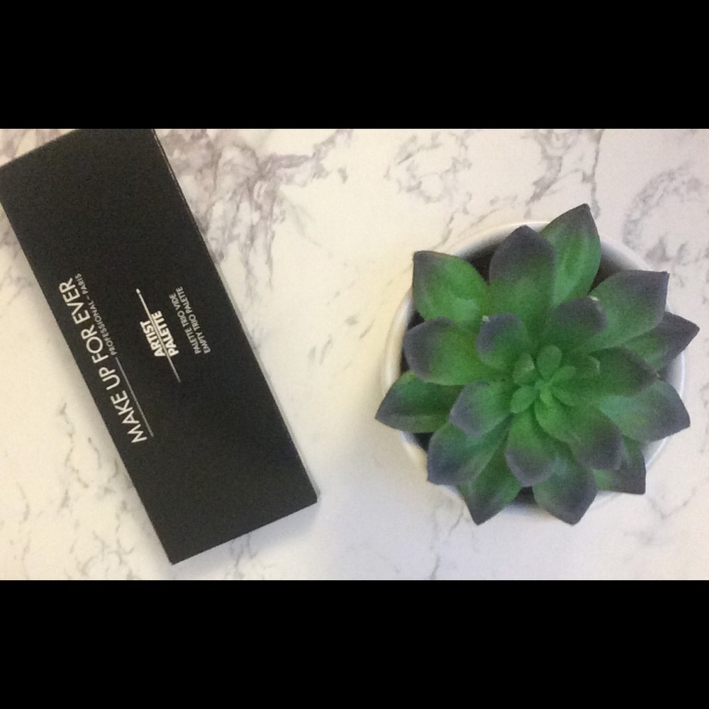 Makeup Forever Artist Palette - NWOT