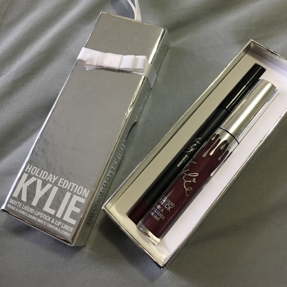 Kylie Cosmetics Other - Kylie Holiday Lip Kit in Vixen