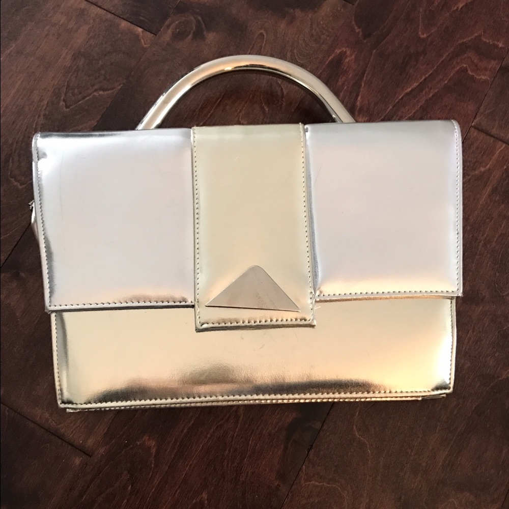 Vintage silver bag with removable crossbody strap