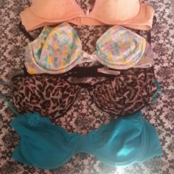 All 34 C Bras. 14 Bras 34C - Picture 3 of 4