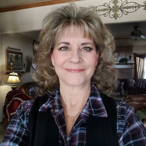 Meet your Posher, Tona