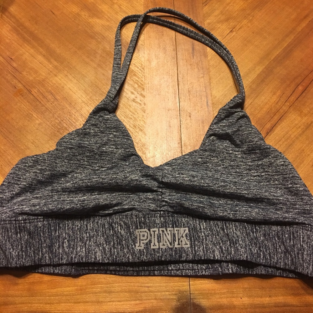 Super. It's halter sports bra! Maybe worn 3 times!