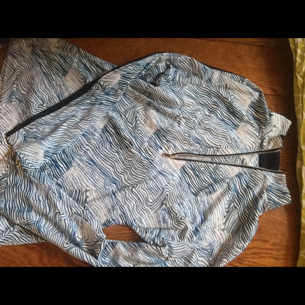 Wavy blue athletic quarter zip