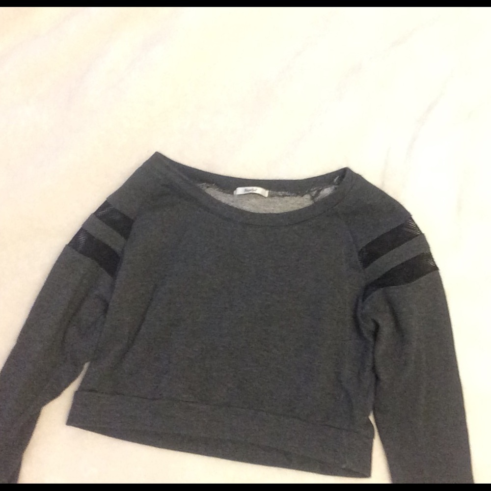 Athletic shirt-NWOT