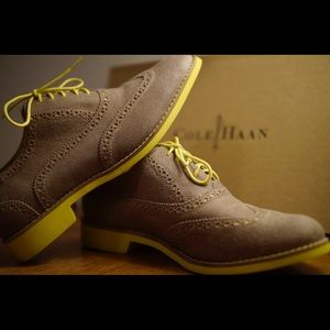 Cole Haan 'Alisa Oxford' Wingtip women's 8B shoes