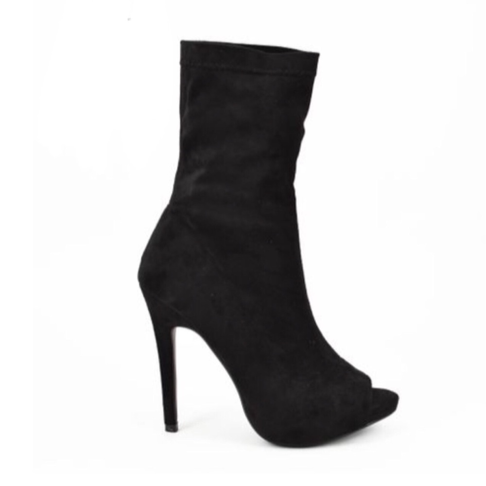 ROXY Black stiletto open toed booties