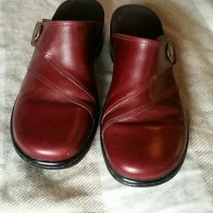 Size 6 Clarks