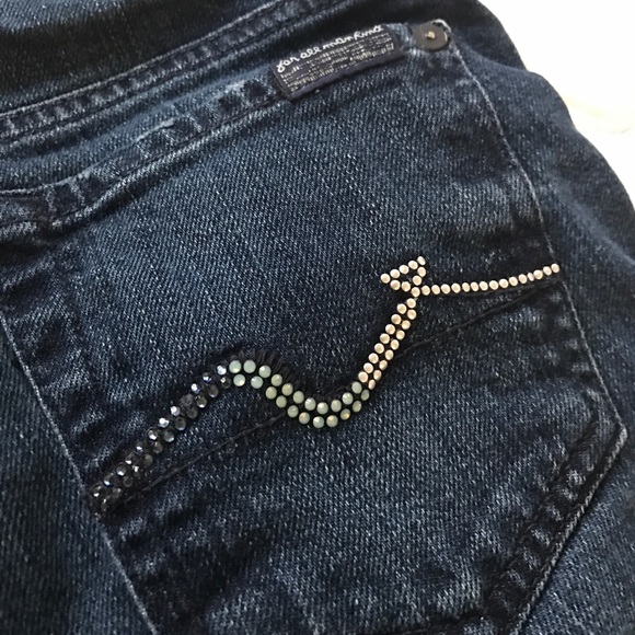 7 For All Mankind Roxanne skinny denim size 26
Create bundle to save on shipping - Picture 3 of 4