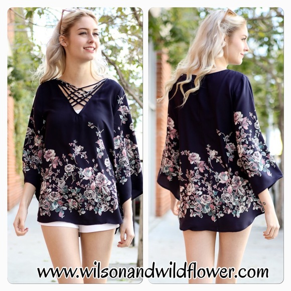 Floral Print Top - Picture 3 of 3