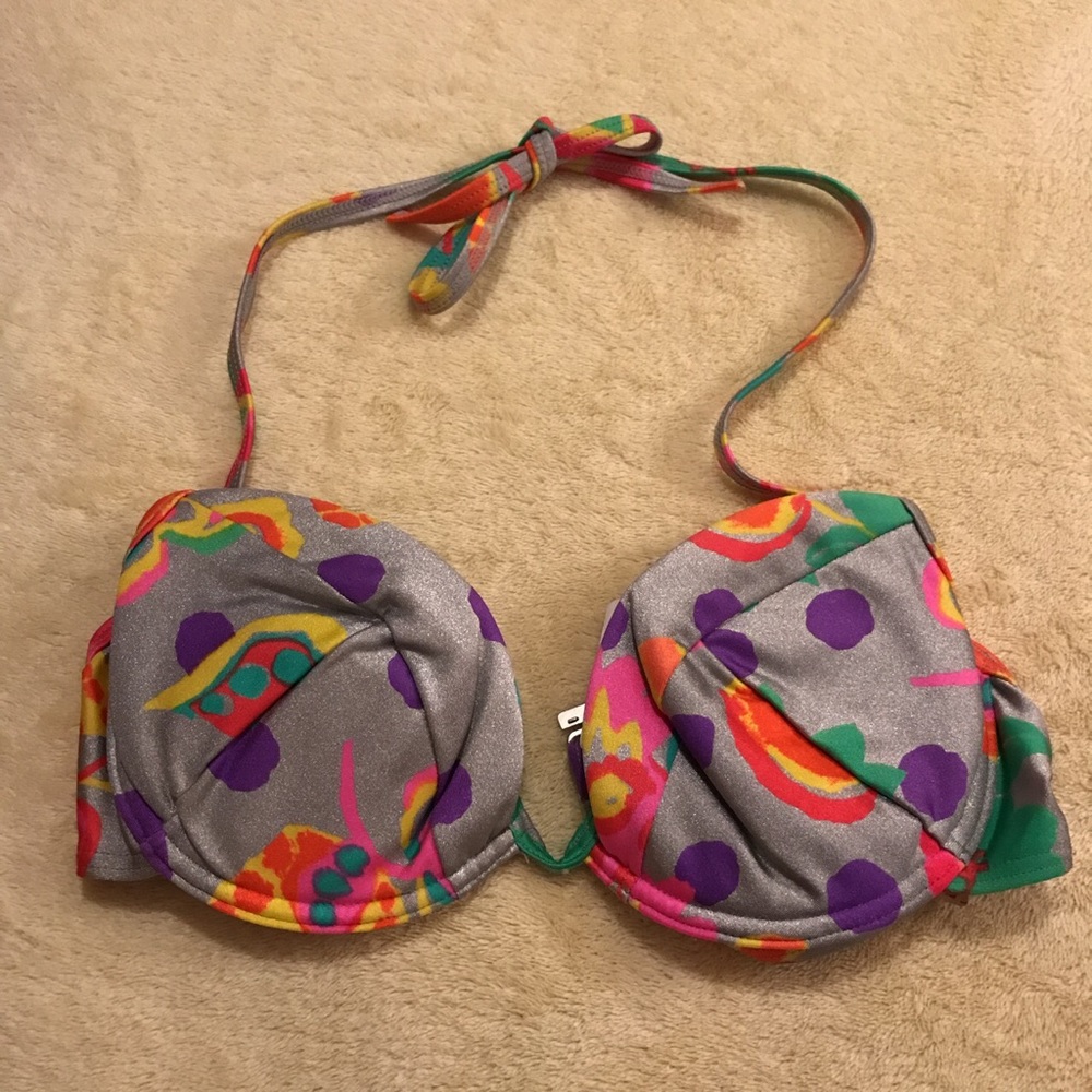 34 A-B vintage bikini top
