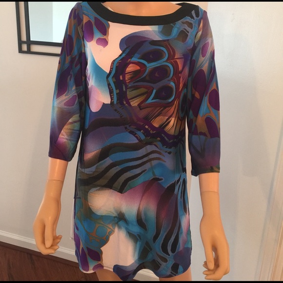Multi color quoter sleeves dress - Picture 2 of 3