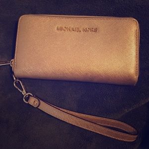 Michael Kors Wristlet- Pale Gold