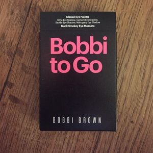 Bobbi to Go makeup kit