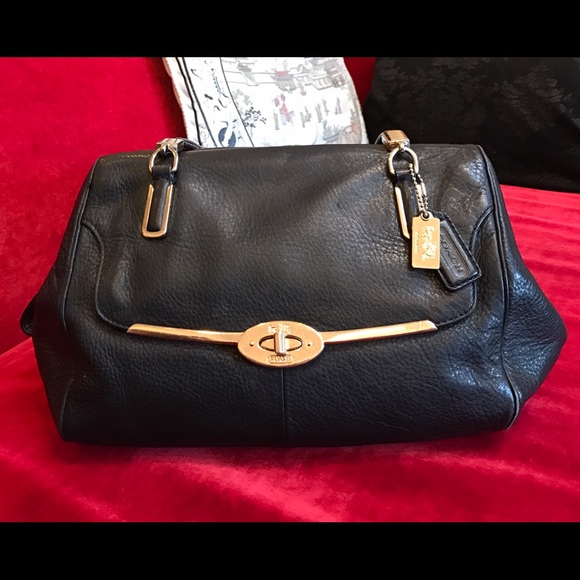 Coach Handbags - Black leather Coach handbag