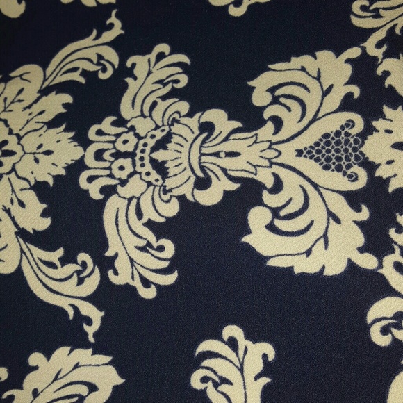 Buttons Halter dress - Picture 2 of 2