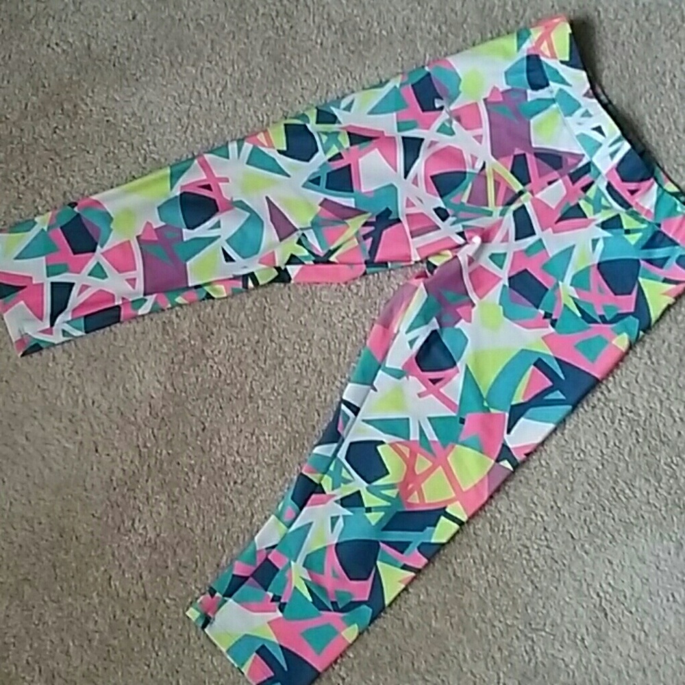 Under Armour heat grear compression capris legging