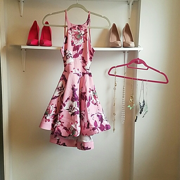 Fun Summer Dress - Picture 1 of 2
