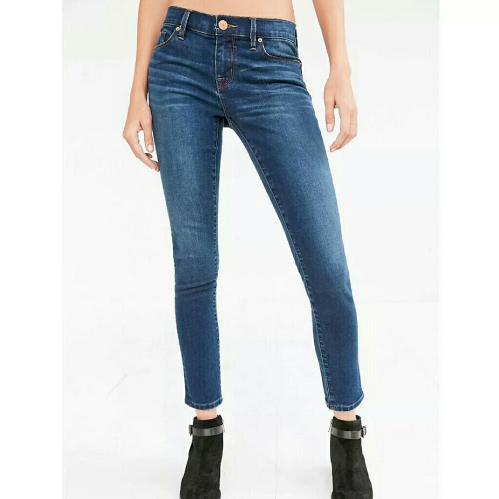 BDG midrise twig ankle jeans