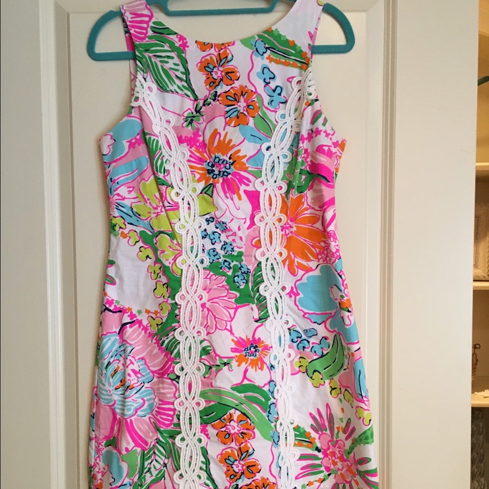 Lilly Target Nosey Posey Shift 2/4