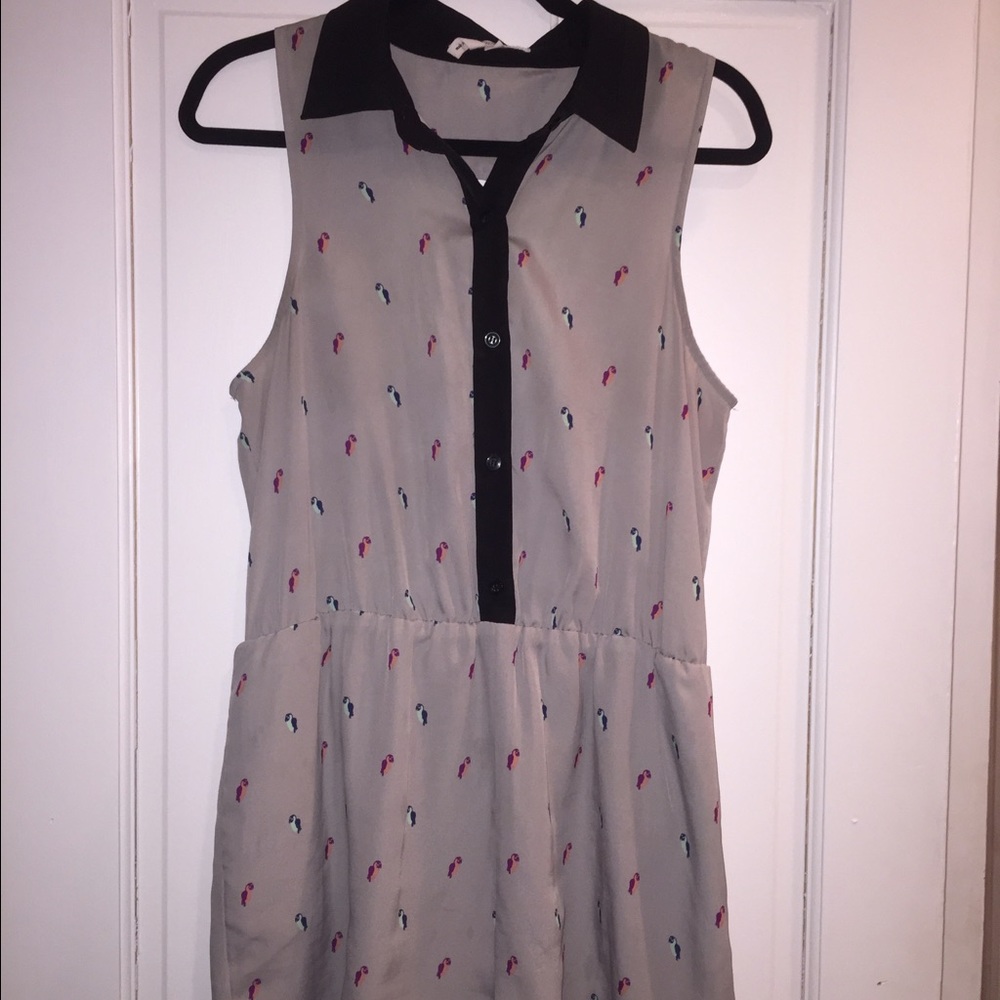 Like-new BCBGeneration bird printed romper✨