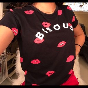 Bisous kiss top